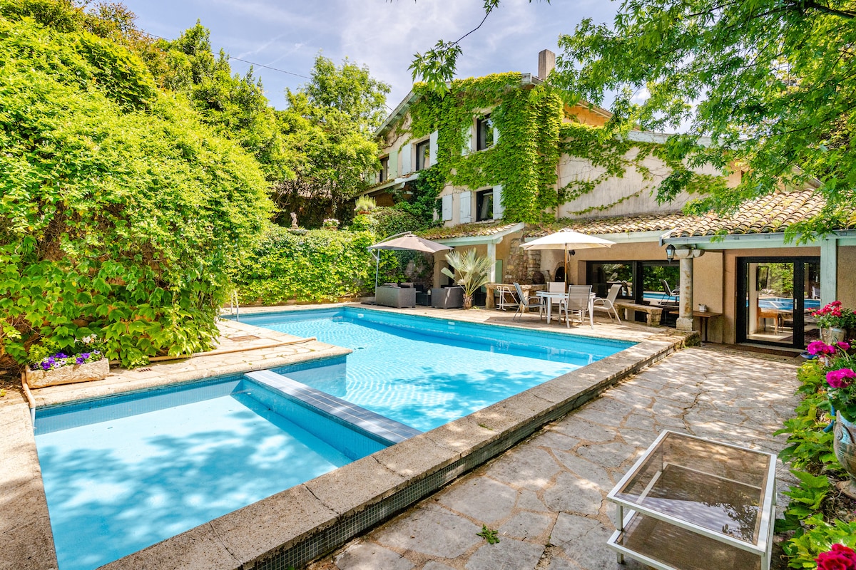 Équipements piscine haut de gamme